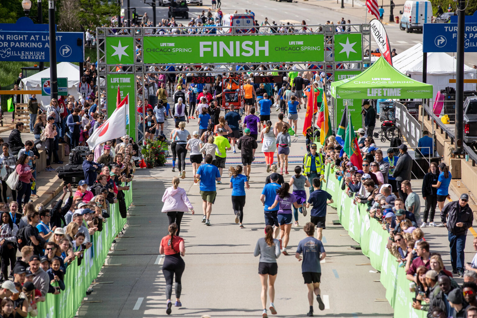 Spectator Guide Chicago Spring Half Marathon